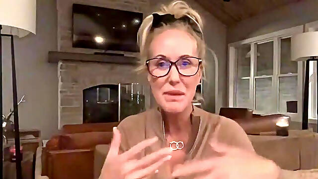 Granny Brandi Love Livestream