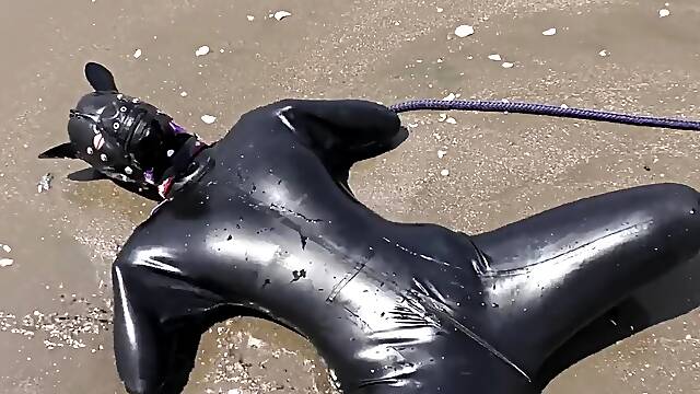 Amateur BJ and fuck outdoors