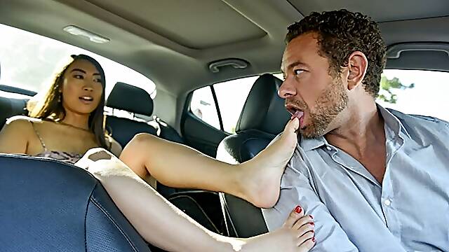 Flawless Sharon Lee and Brad Newman - french video - Love Her Feet