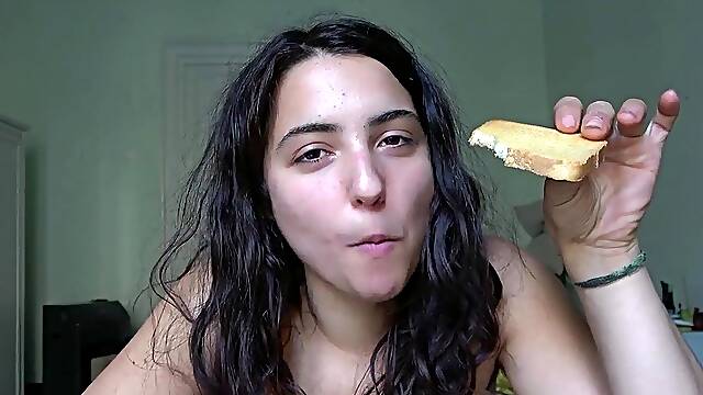 Penelope Sexy_Eating Tongue Chewed_Food Mouth Spit_Food