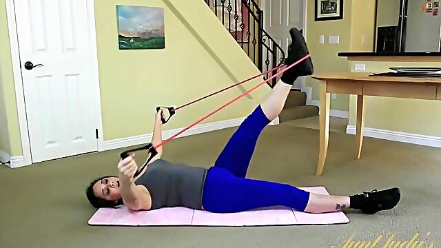 Alesia Pleasure works out then masturbates