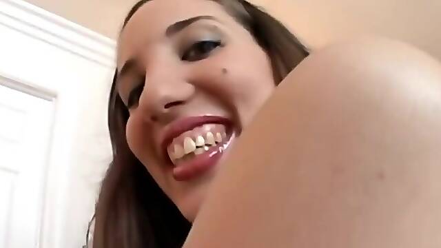 Juicy Butt Honeys With Kelly Divine