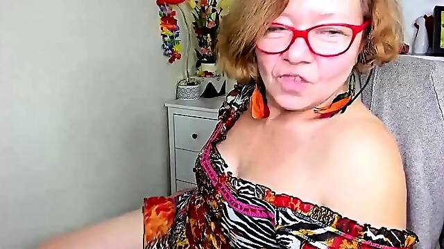 Orniest Amateur Mature Redhead swallows cum on Webcam