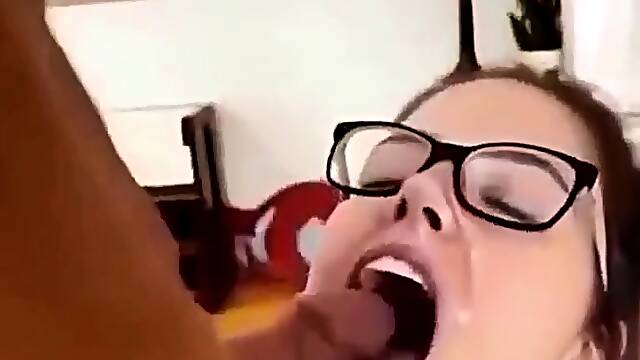 Finnish JenKowski Cum Swallow