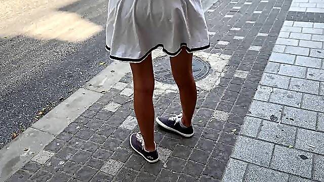 ** HARD TO BELIEVE BUT SEE JUST WHAT HAPPEN AT THE BUS STATION * (# 7890985678)