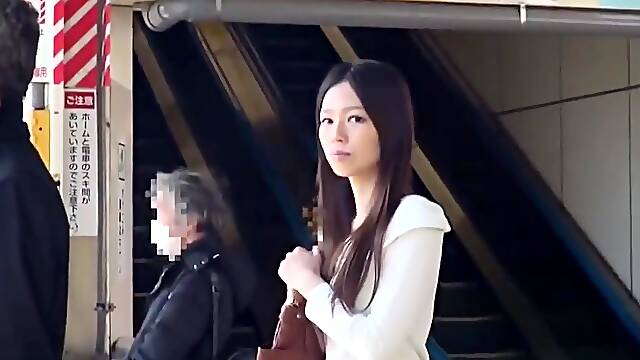 Bus Groping - 18-year-old Asian Japanese Lady Molested