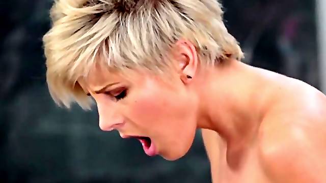 Morning of attractive blonde love starts with teachers cock