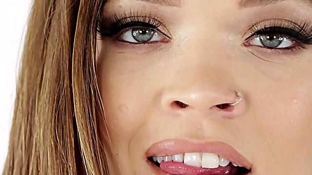 Beautiful model Katie Kush drops her panties for hardcore sex
