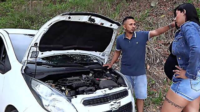 Mechanic repairs a hawt mother Id like to fucks car in swap for screwing her - Tommy Miller