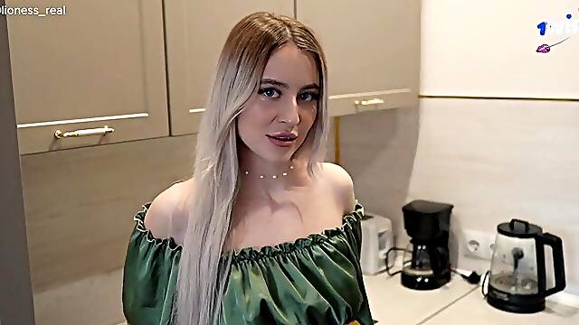 Stepbrother, why dont U bang Me? My stepsister is cheating on her boyfriend