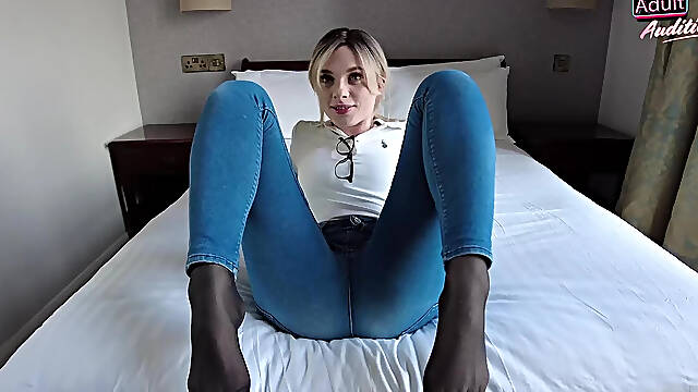 British Sapphire the Hitchhiker