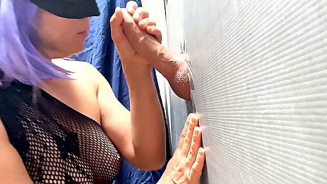 Italian GloryHole amateur