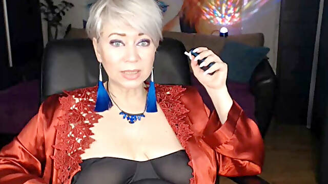 My wife is a cool mature webcam whore .!. ))