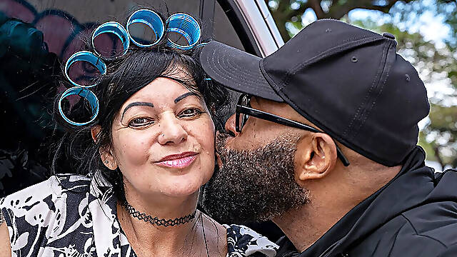 Mature Loses Her Tight Asshole During the Bus Ride