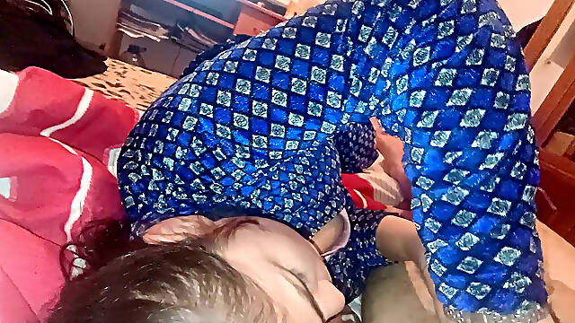 I Take Advantage of Her Being Tired and I Blowjob and Fuck Her and Let Go of Her Mouth
